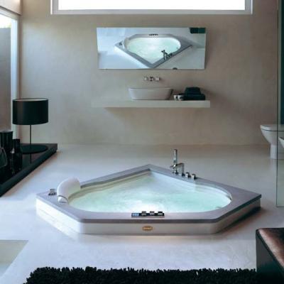 ����� aura corner